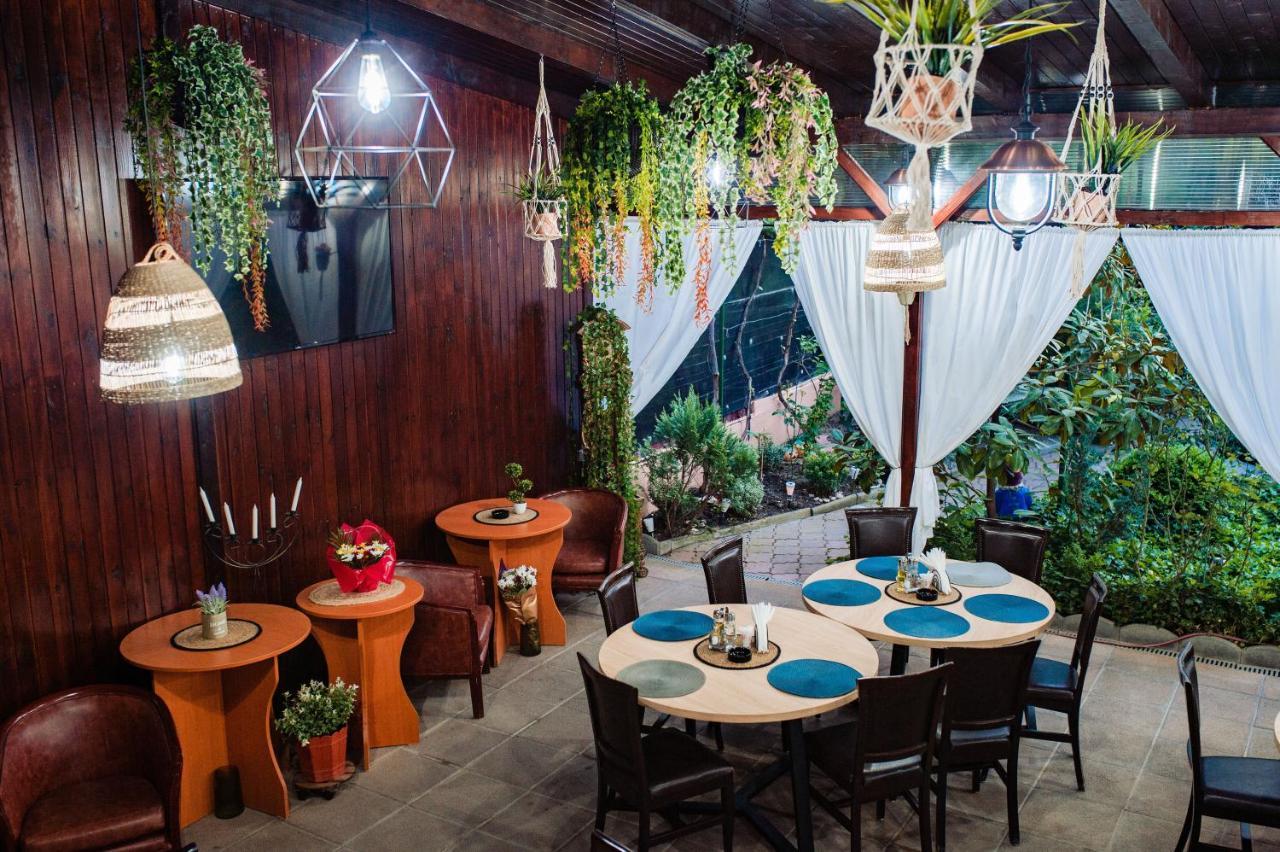 Hotel Roxy & Maryo إيفوري نورد المظهر الخارجي الصورة