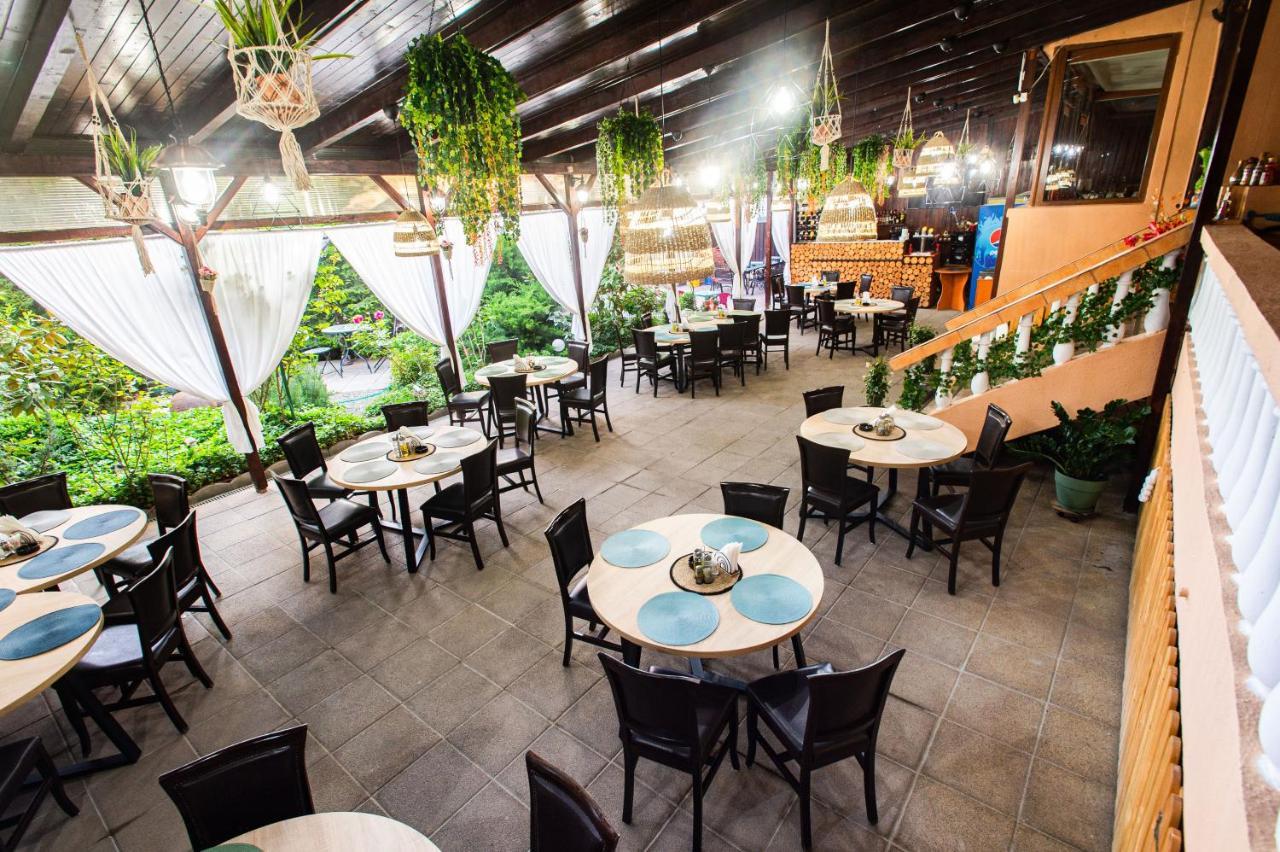 Hotel Roxy & Maryo إيفوري نورد المظهر الخارجي الصورة
